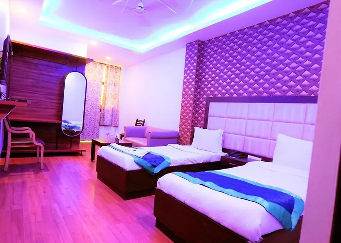 Hotel The Rts Plaza