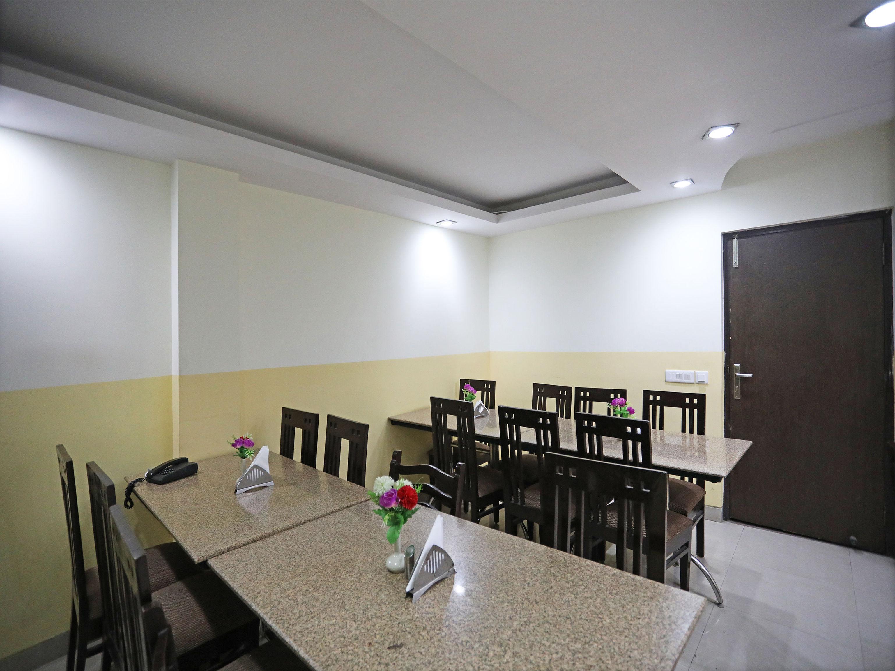 The Rts Plaza Hotel New Delhi