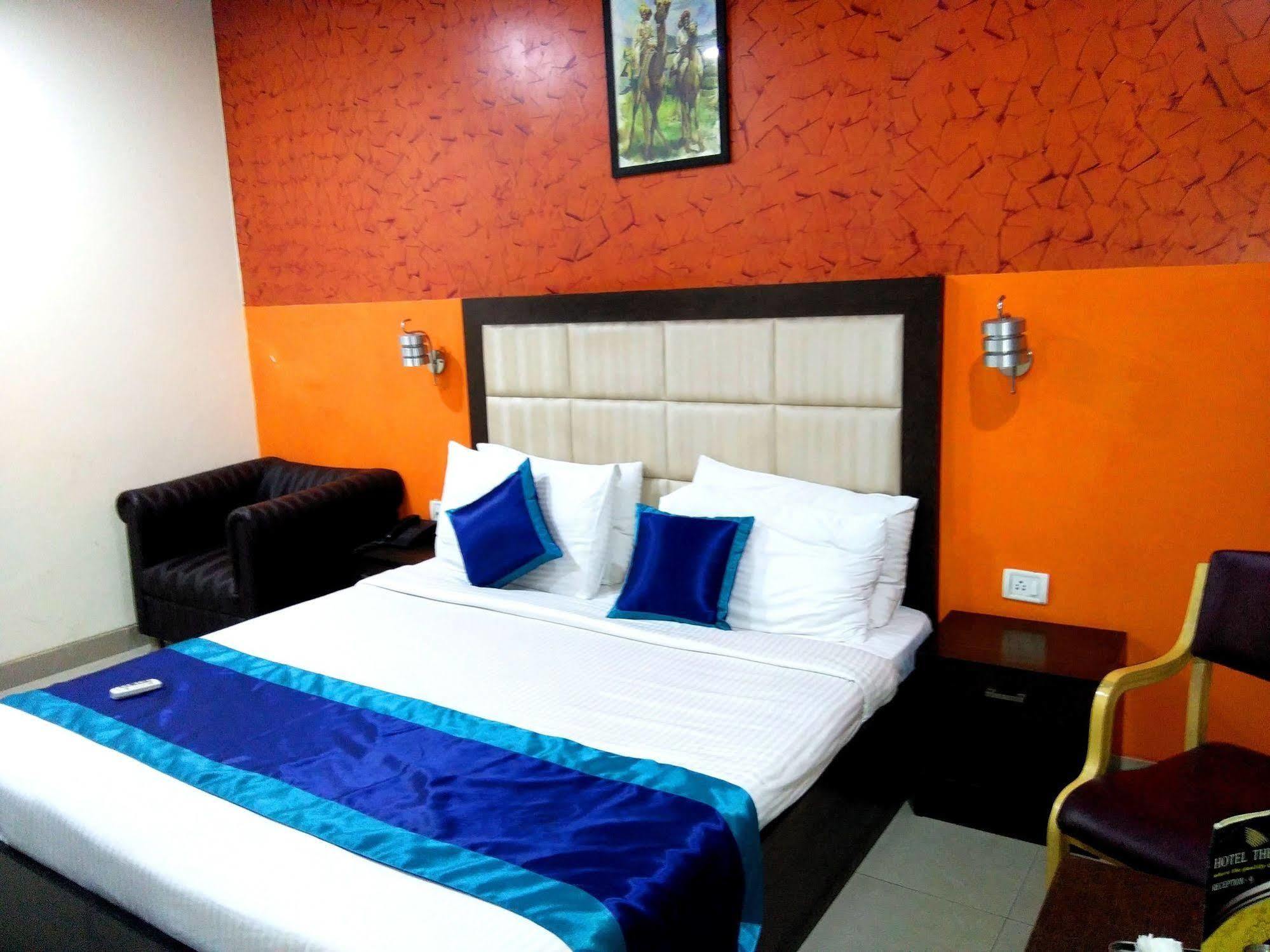 Hotel The Rts Plaza New Delhi