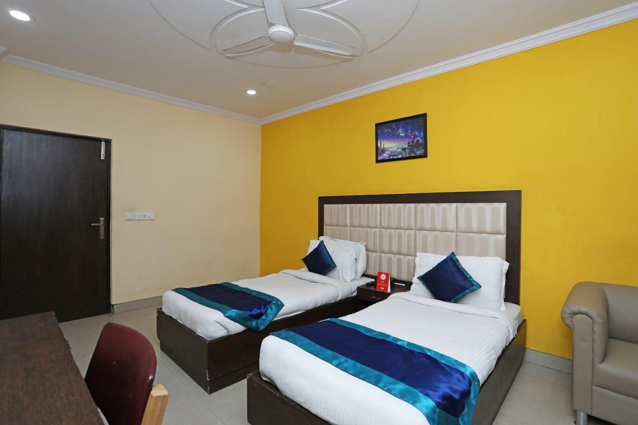 The Rts Plaza Hotel 3*