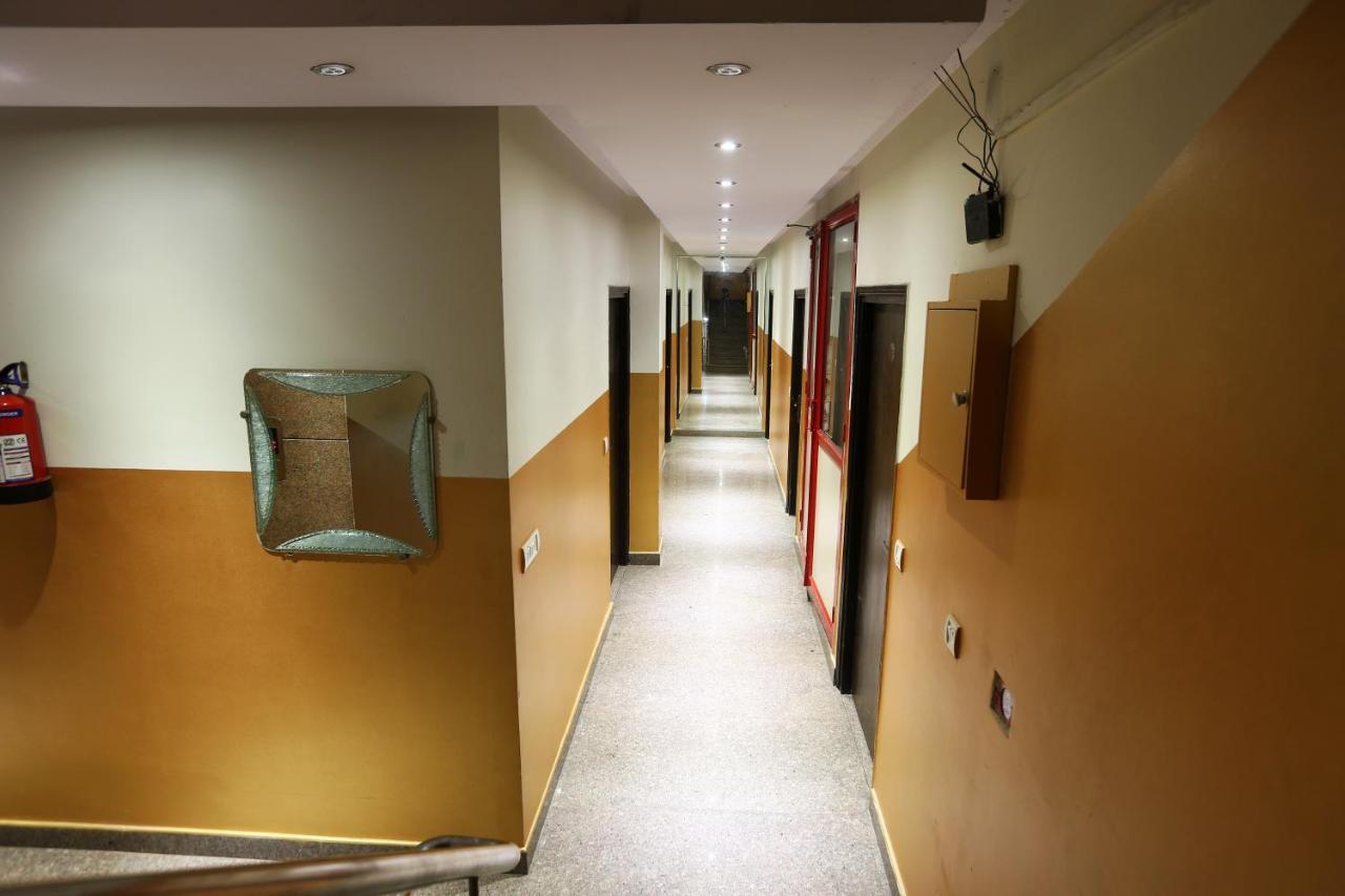 Hotel The Rts Plaza New Delhi